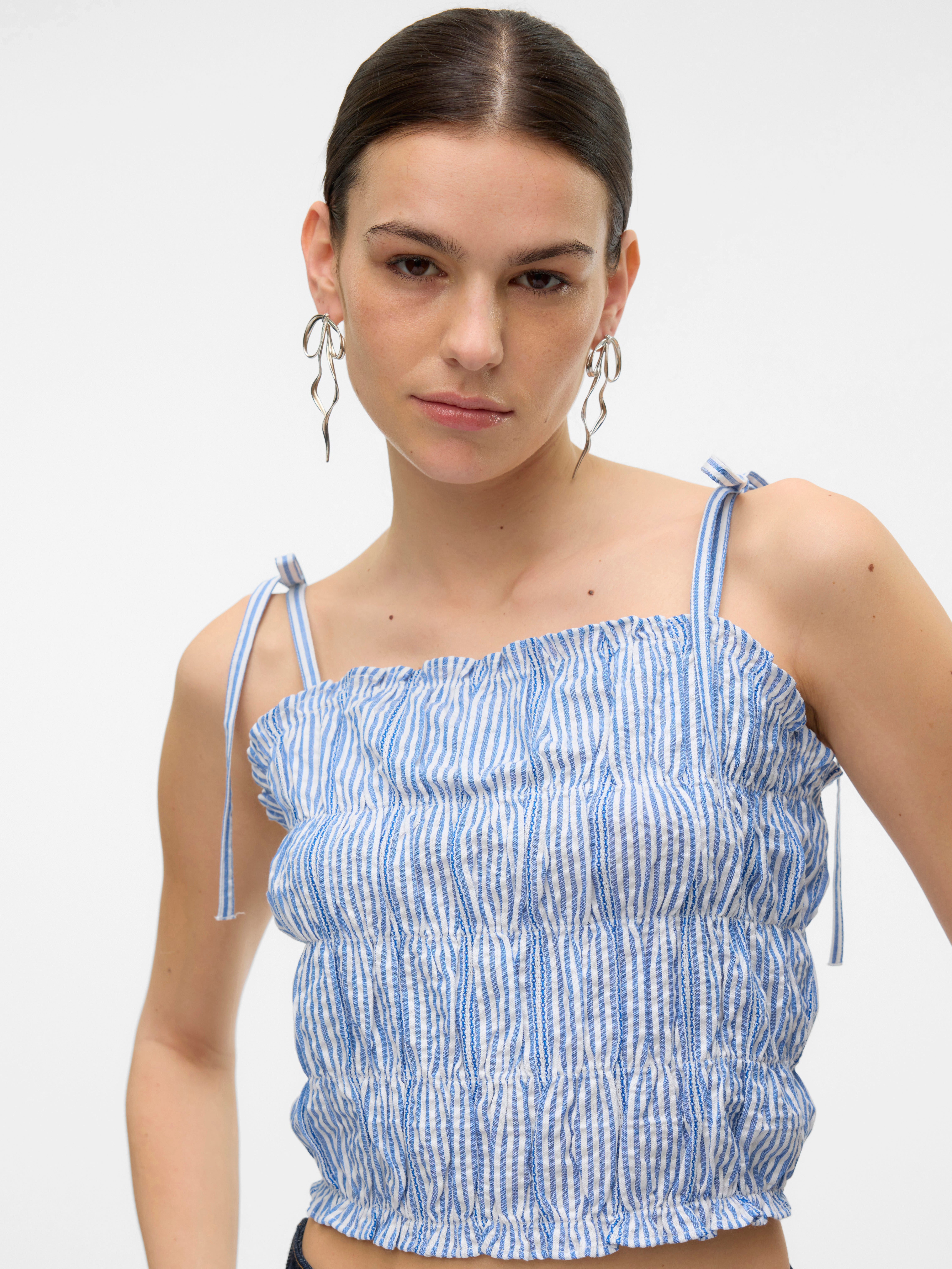 VMLARA Top