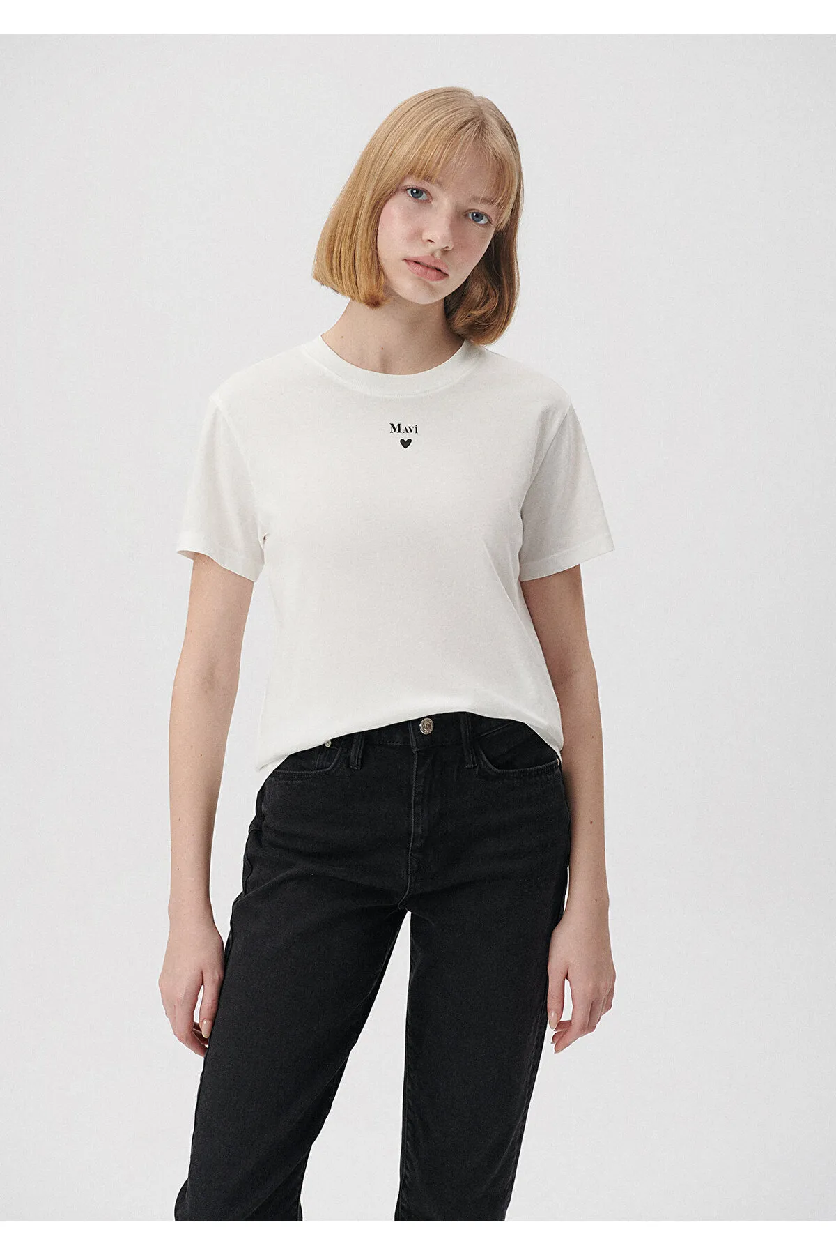 Mavi  Weißes T-Shirt mit Logo-Print, reguläre Passform / normaler Schnitt 1601185-33389
