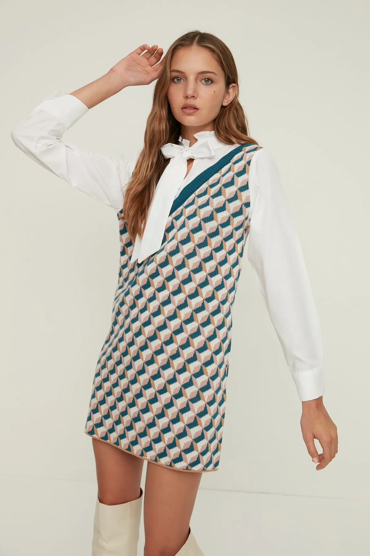 Trendyol Collection  Marineblaues selbstgemustertes Mini-Strickkleid TWOAW22SV0122