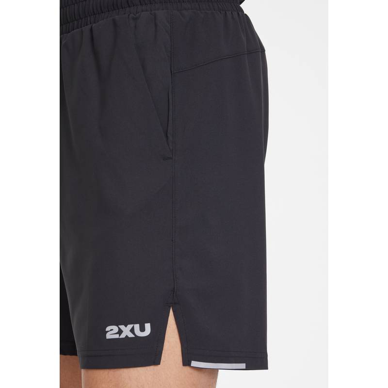 2XU Aero 7 Inch Funktionsshorts Herren