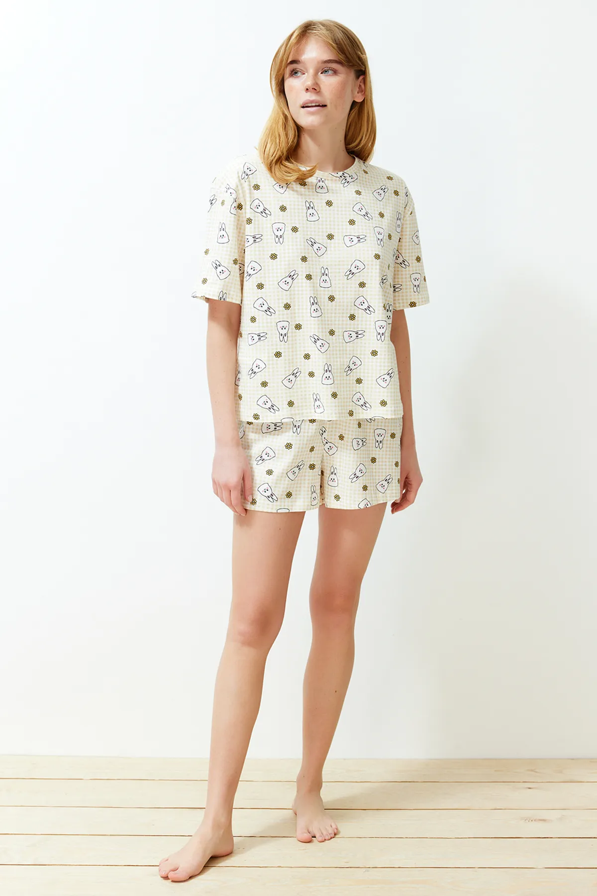 Trendyol Collection  Gelb-Mehrfarbiges Gingham-Strickpyjama-Set aus 100 % Baumwolle THMSS24PT00211