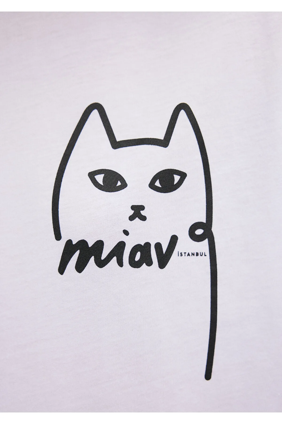 Mavi  Istanbul-T-Shirt mit Katzenmuster, reguläre Passform / normaler Schnitt 1610225-620