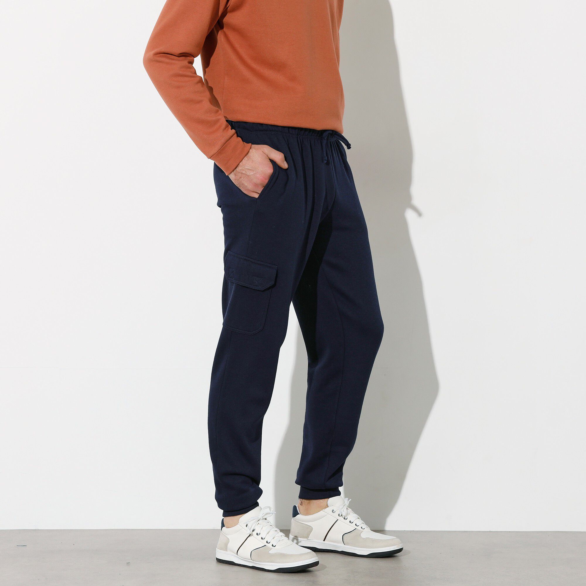 Pantalon molleton cargo bas resserrés