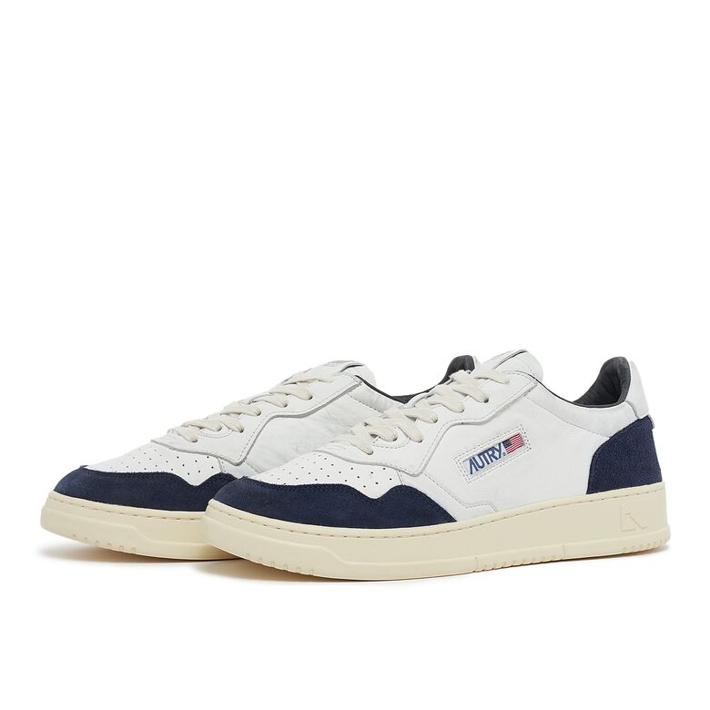 Autry Medalist Low goat/suede wht/ink bl
