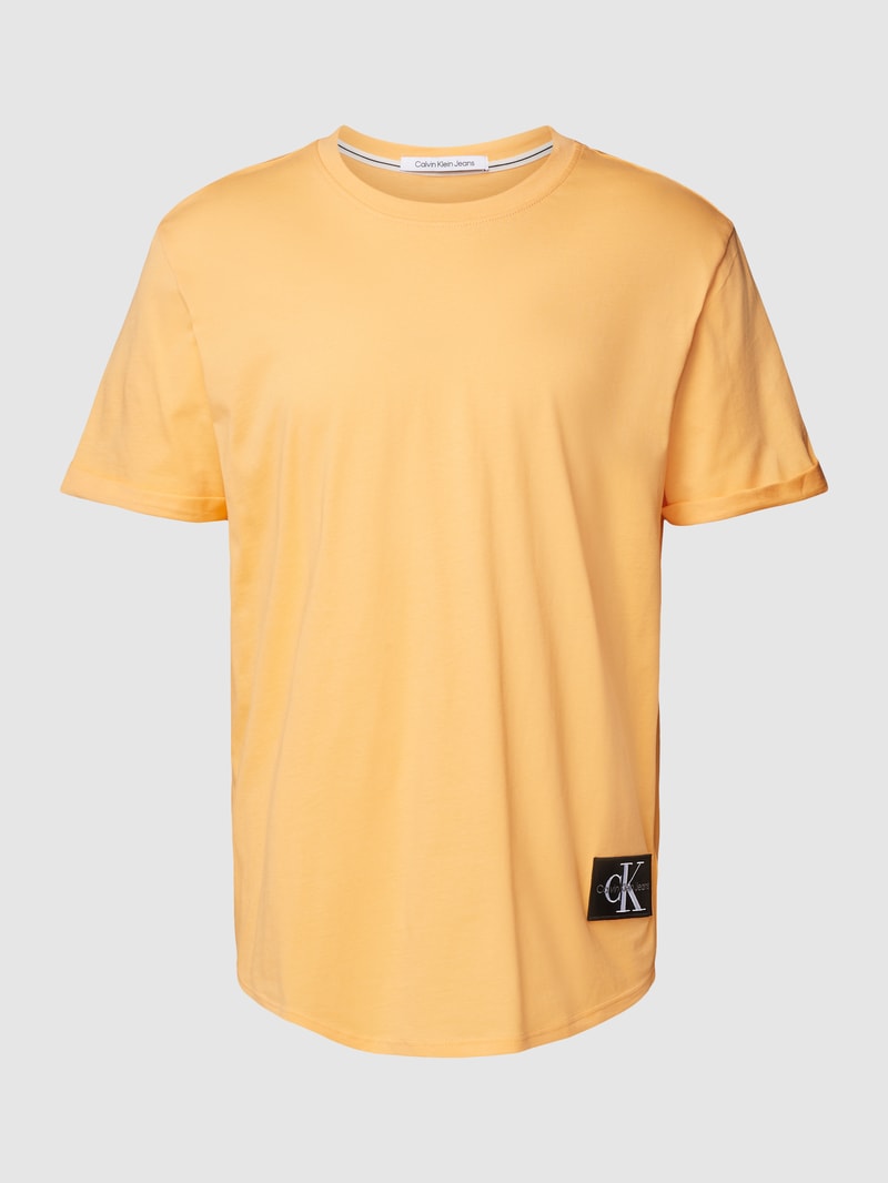 T-Shirt aus Baumwolle mit Label-Detail Modell 'BADGE' in orange