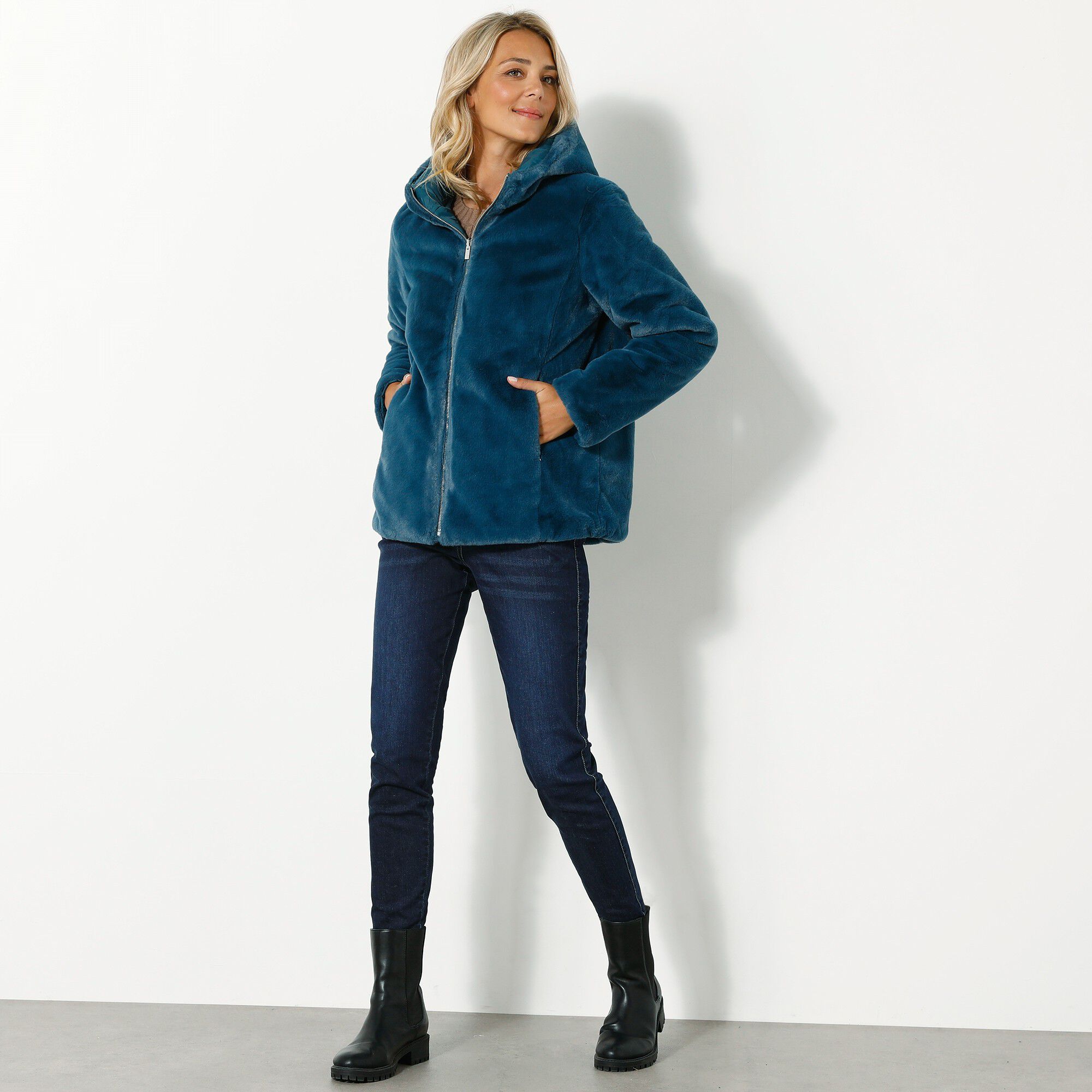 Veste fausse fourrure réversible en doudoune