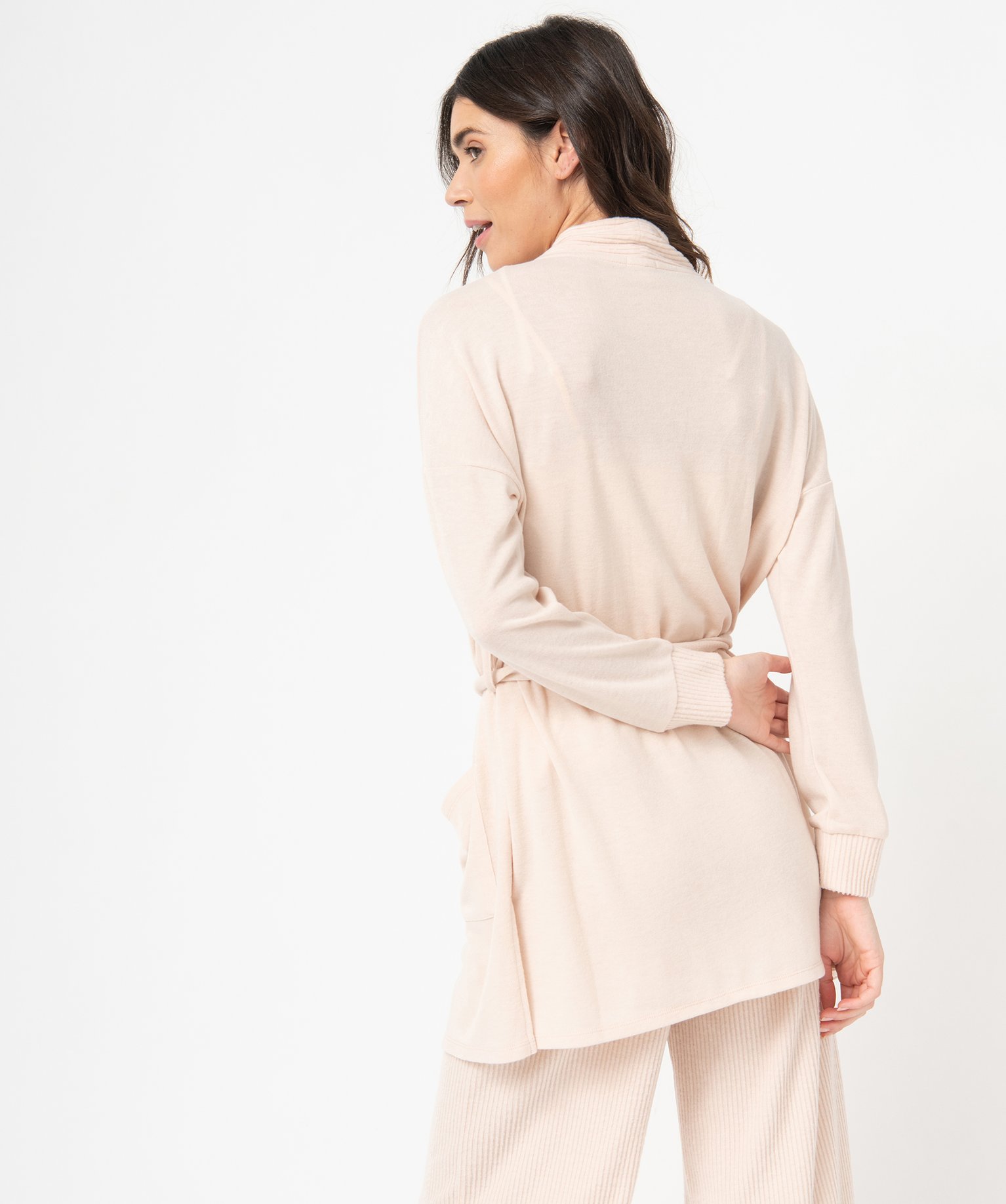 Veste d'intérieur femme en maille duveteuse avec ceinture à nouer