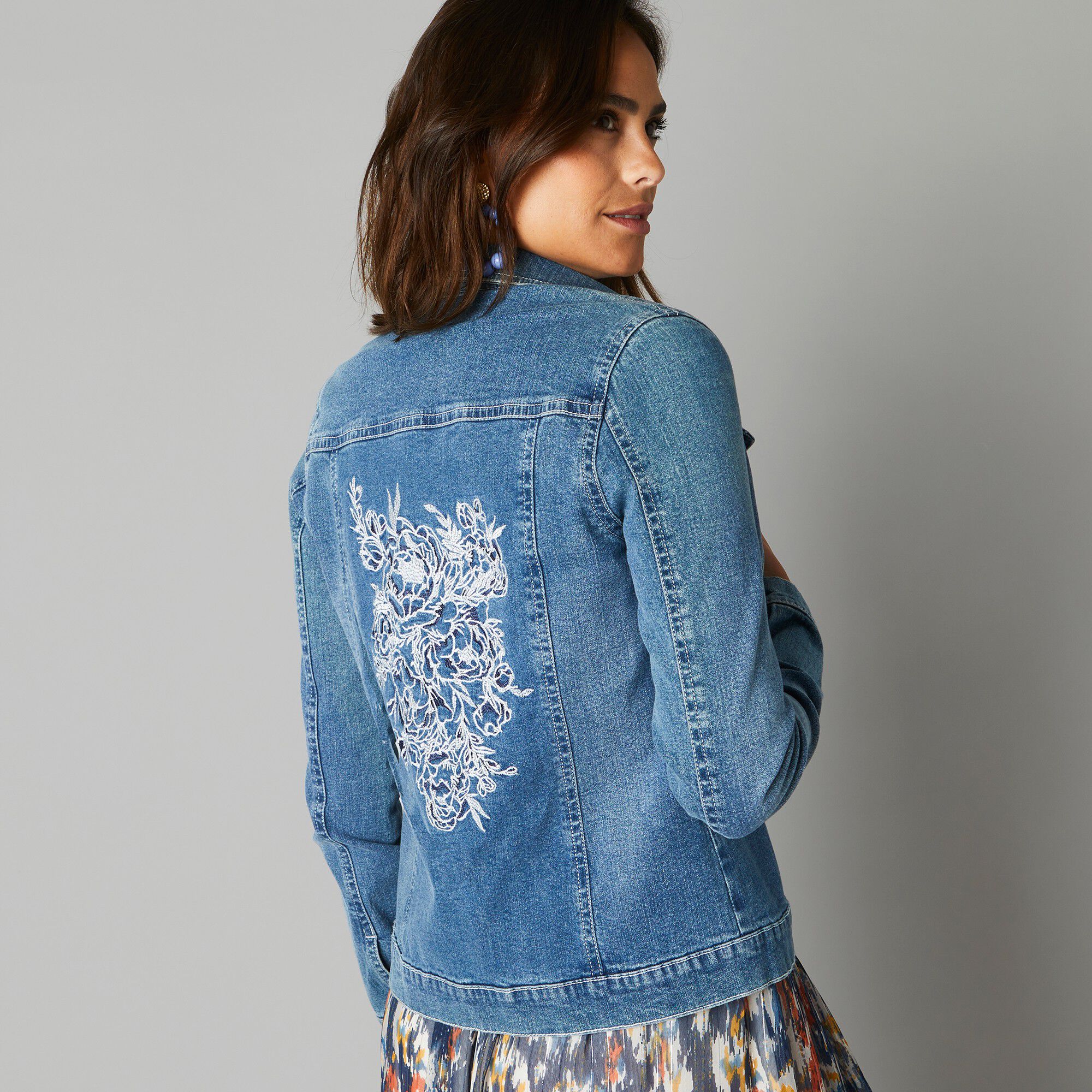 Veste brodée en jean