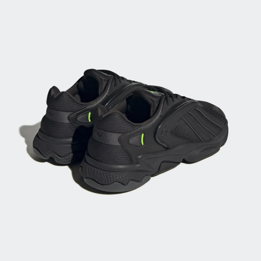 adidas Oztral HP6565 / schwarz