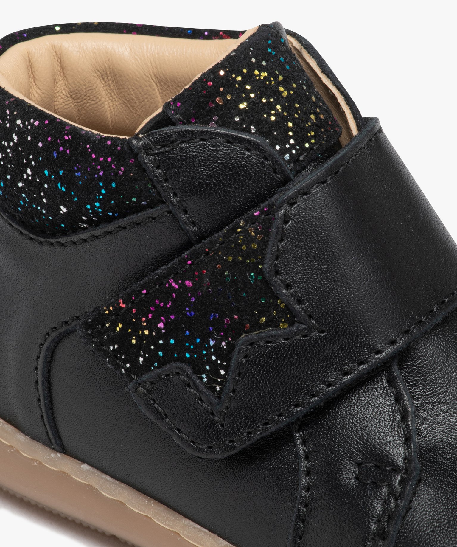 Chaussures premiers pas bébé fille en cuir uni avec col et... noir | GEMO
