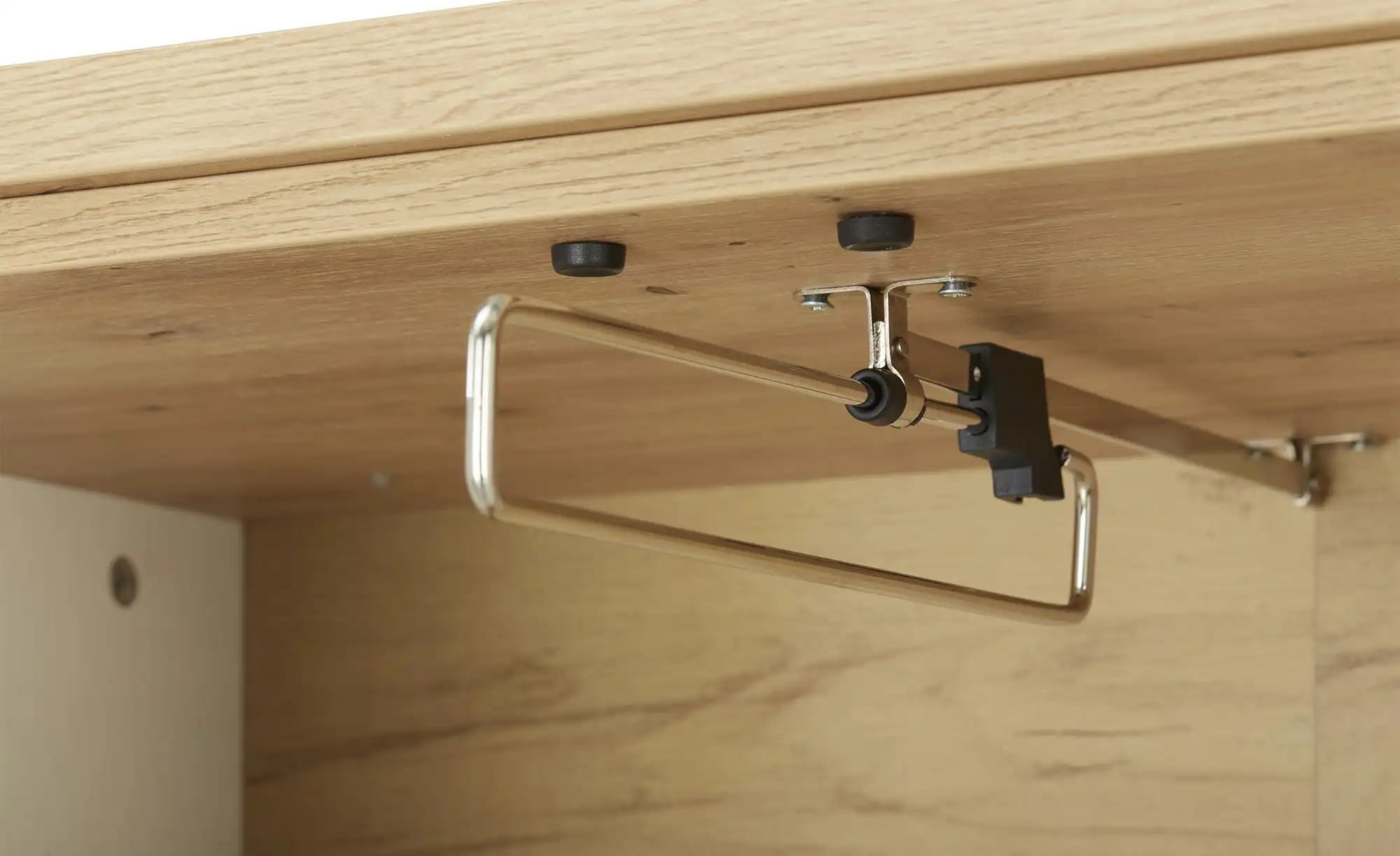 Garderobenschrank