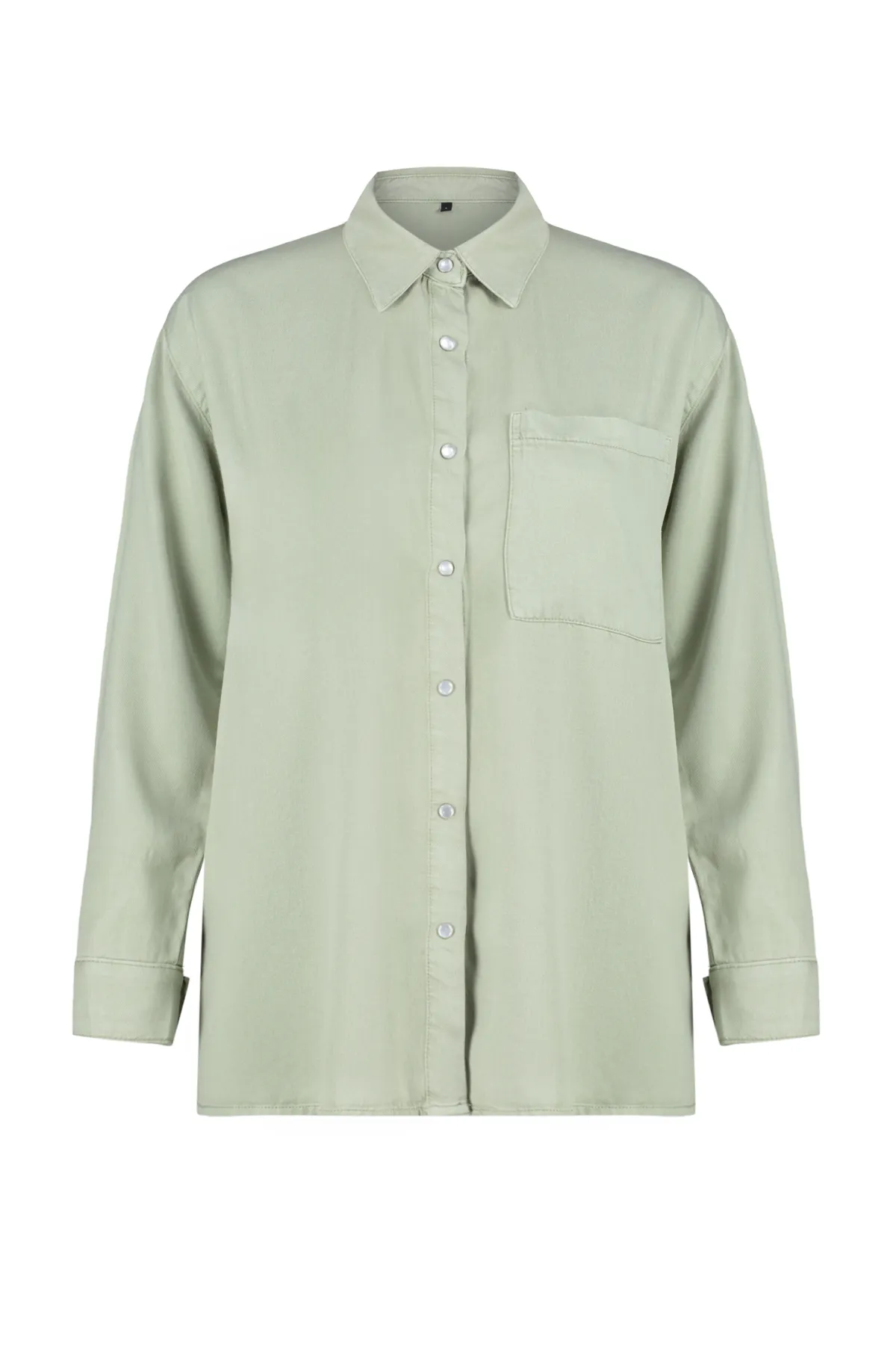 Trendyol Collection  Mintgrünes Oversize-Jeanshemd aus 100 % Tencel™ TWOSS24GO00142