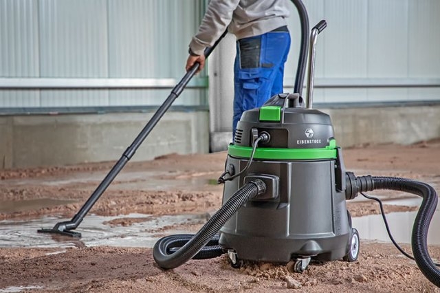 Eibenstock 12.925.03 Usisna pumpa EPS 50 1300 W – kapacitet 50 litara s funkcijom pumpanja