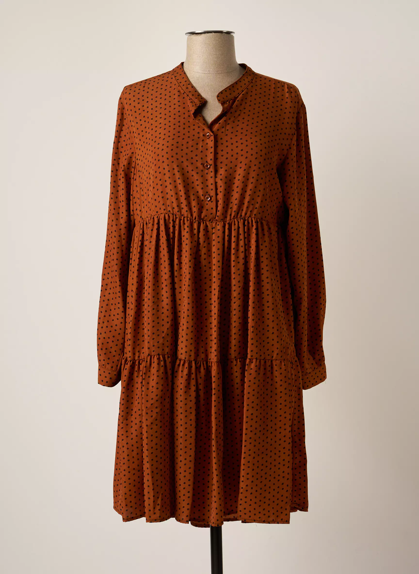 Imperial Robes Courtes Femme couleur marron