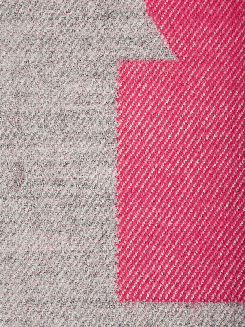 Schal mit Label-Print in mittelgrau
