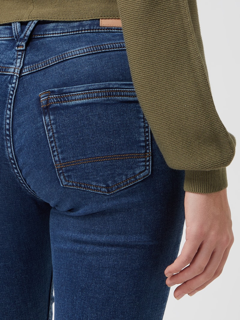 Slim Fit Jeans mit Stretch-Anteil in bleu