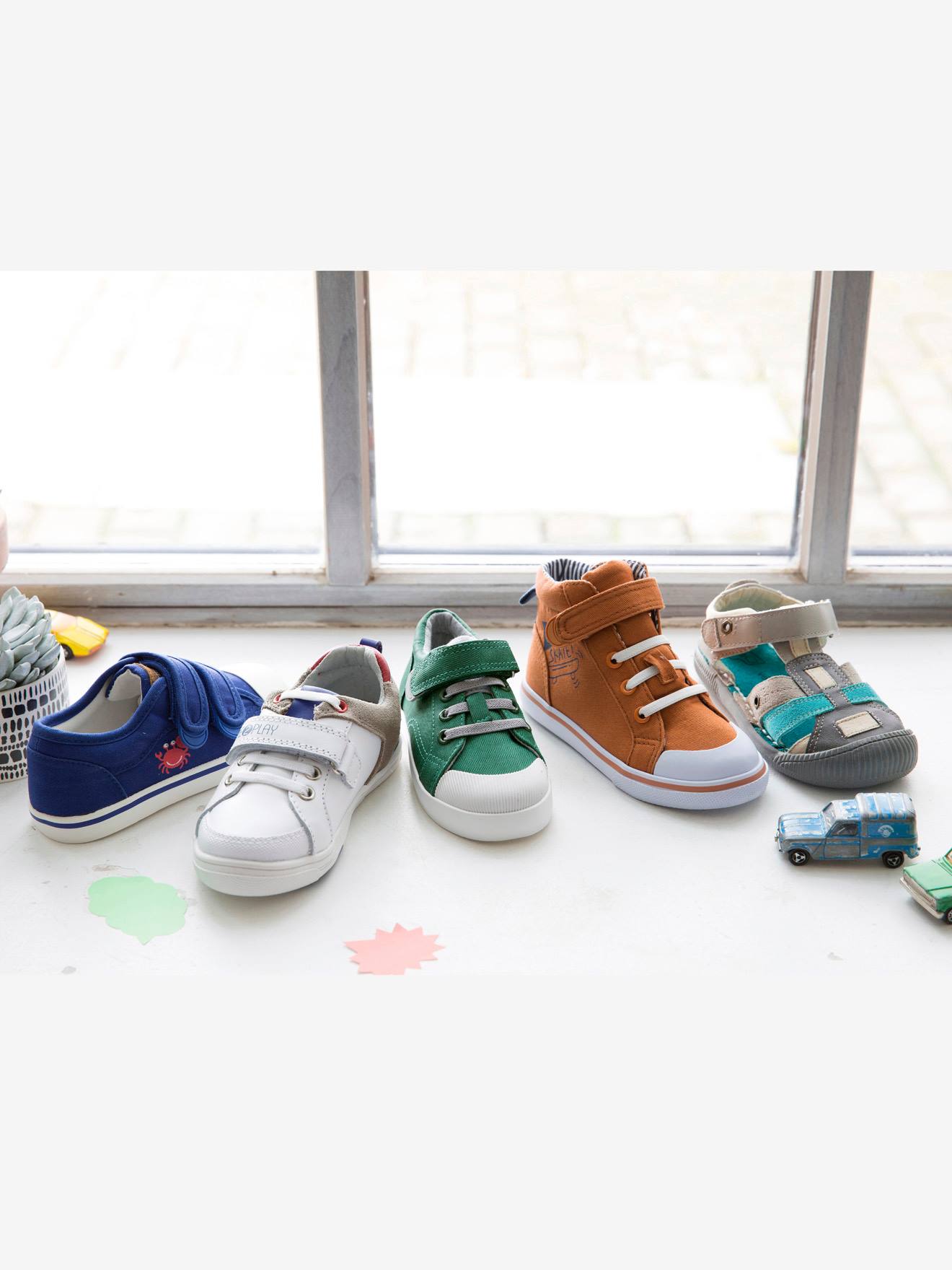 Sandales garçon spécial maternelle gris