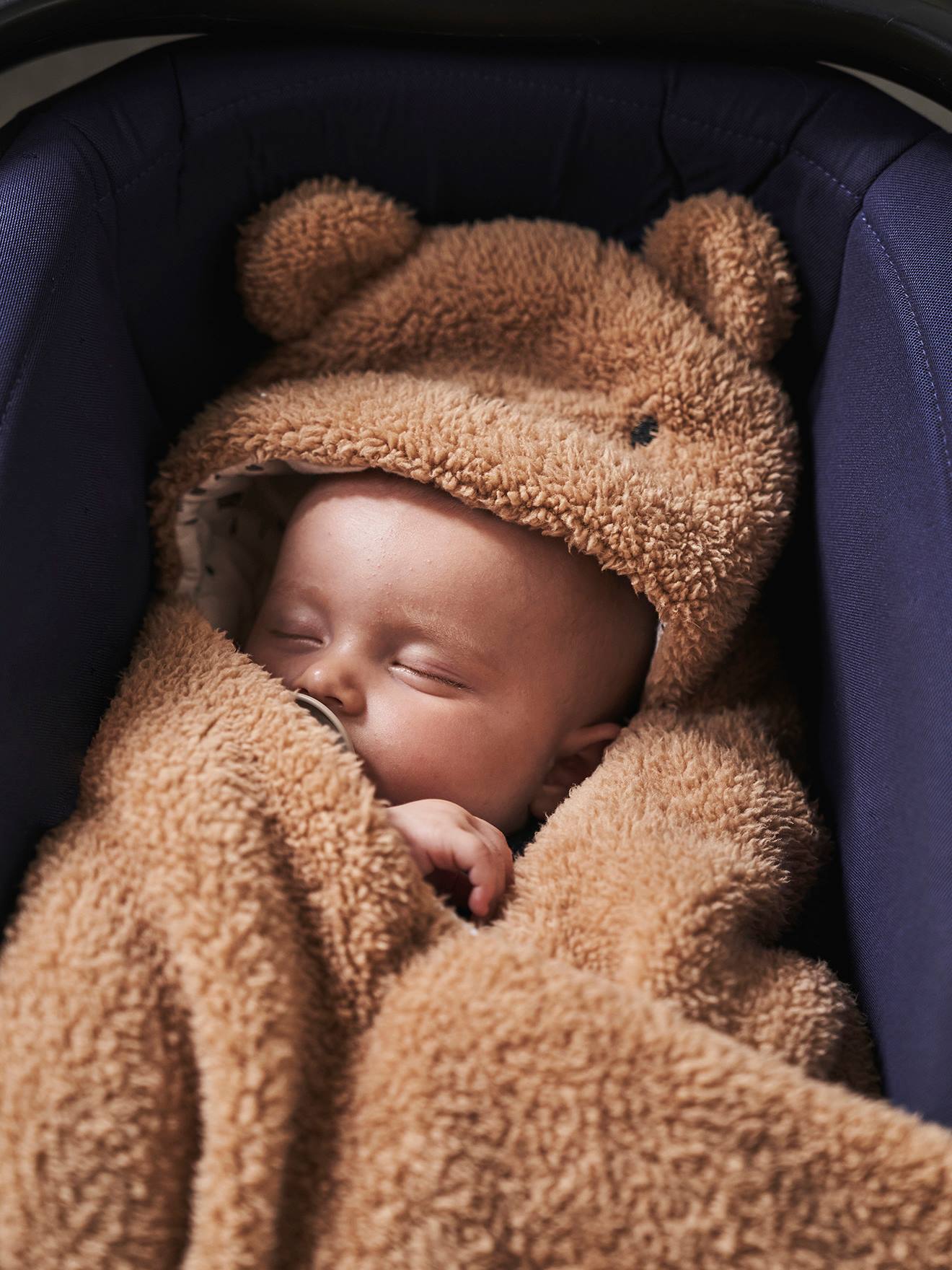 Nid d'ange transformable en peluche Ourson écru