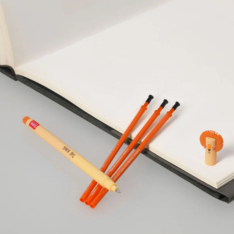 Juego de bolígrafos borrables Lion con recambio naranja.
