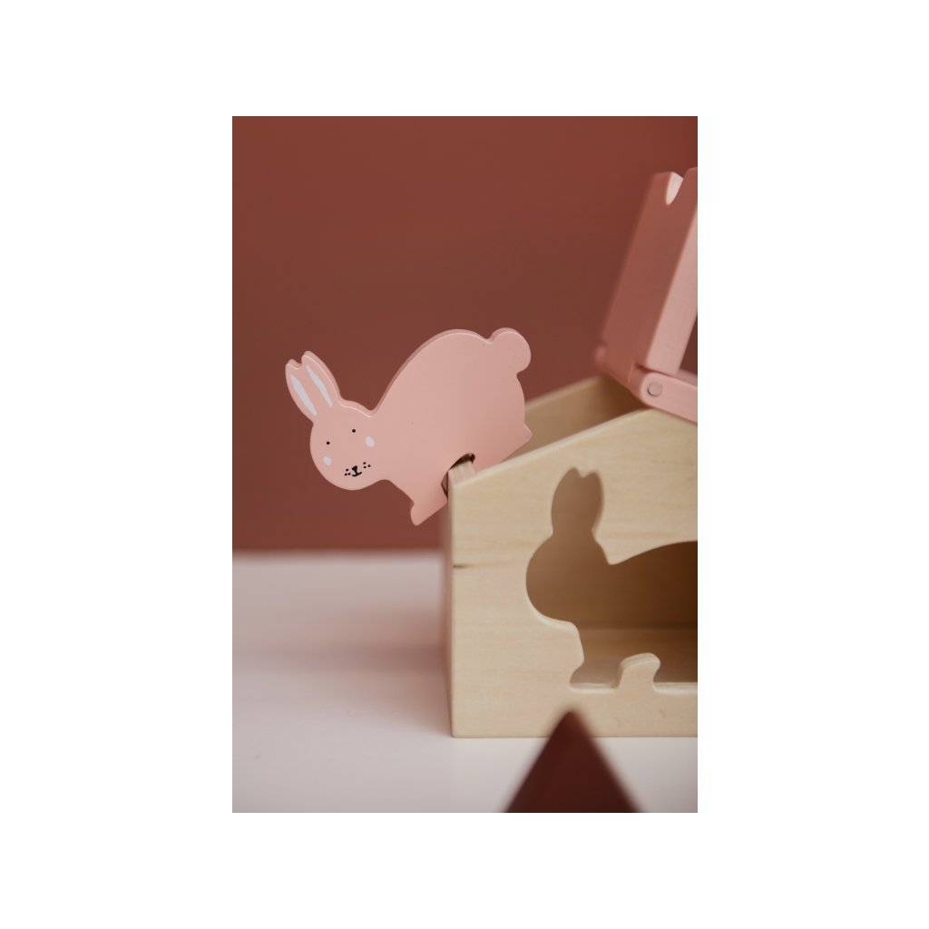 Trixie Holzhaus - Mrs. Rabbit