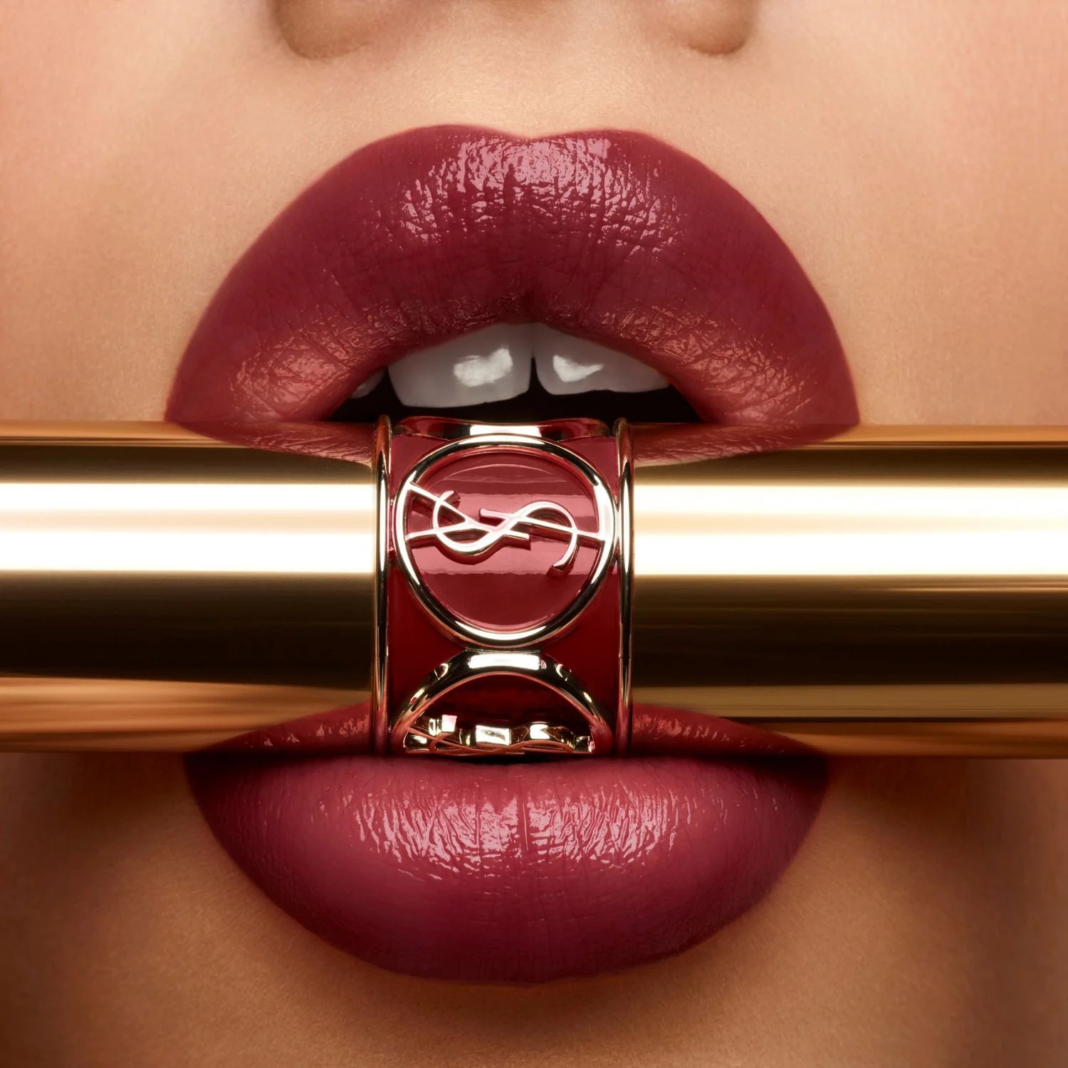 Lips Rouge Volupté Shine - Ruj strălucitor