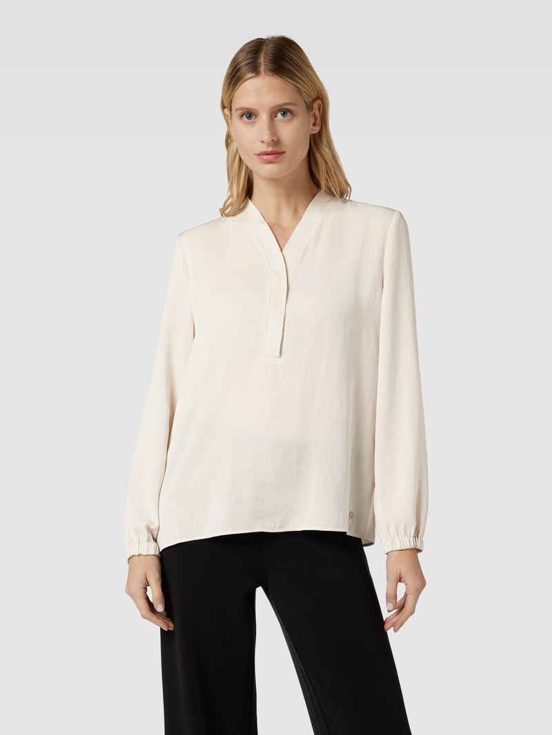 Bluse mit V-Ausschnitt in sand