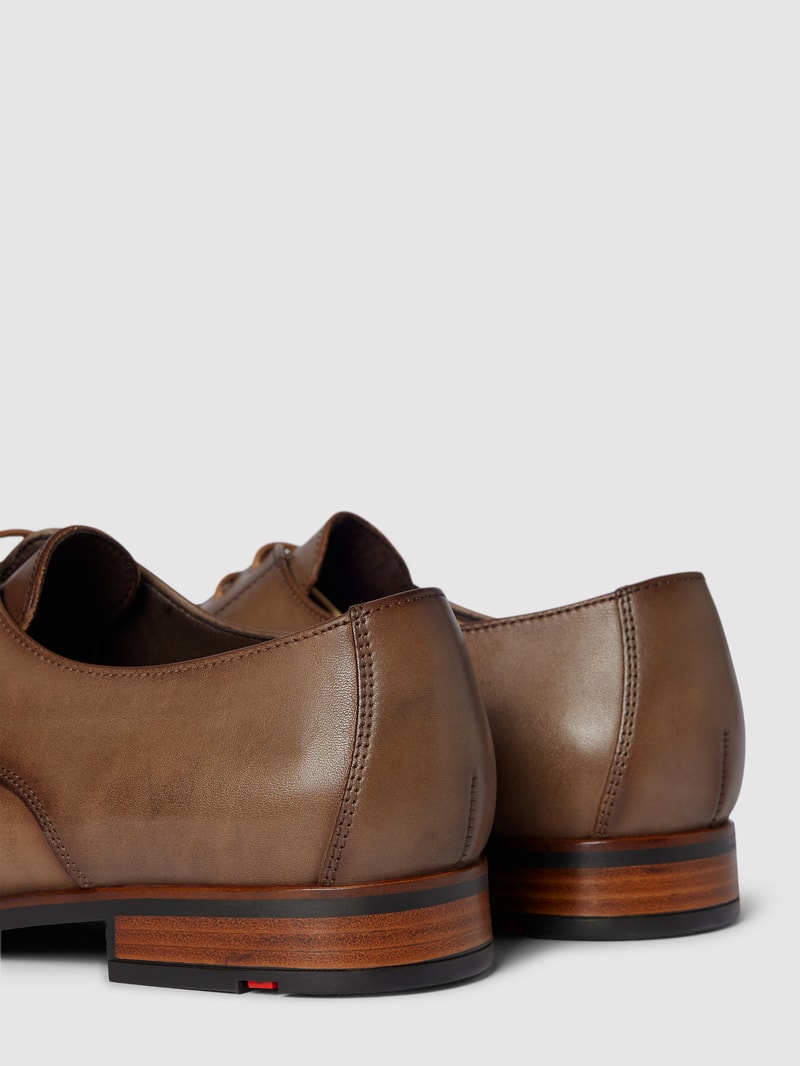 Derby-Schuhe aus Leder Modell 'SABRE' in beige