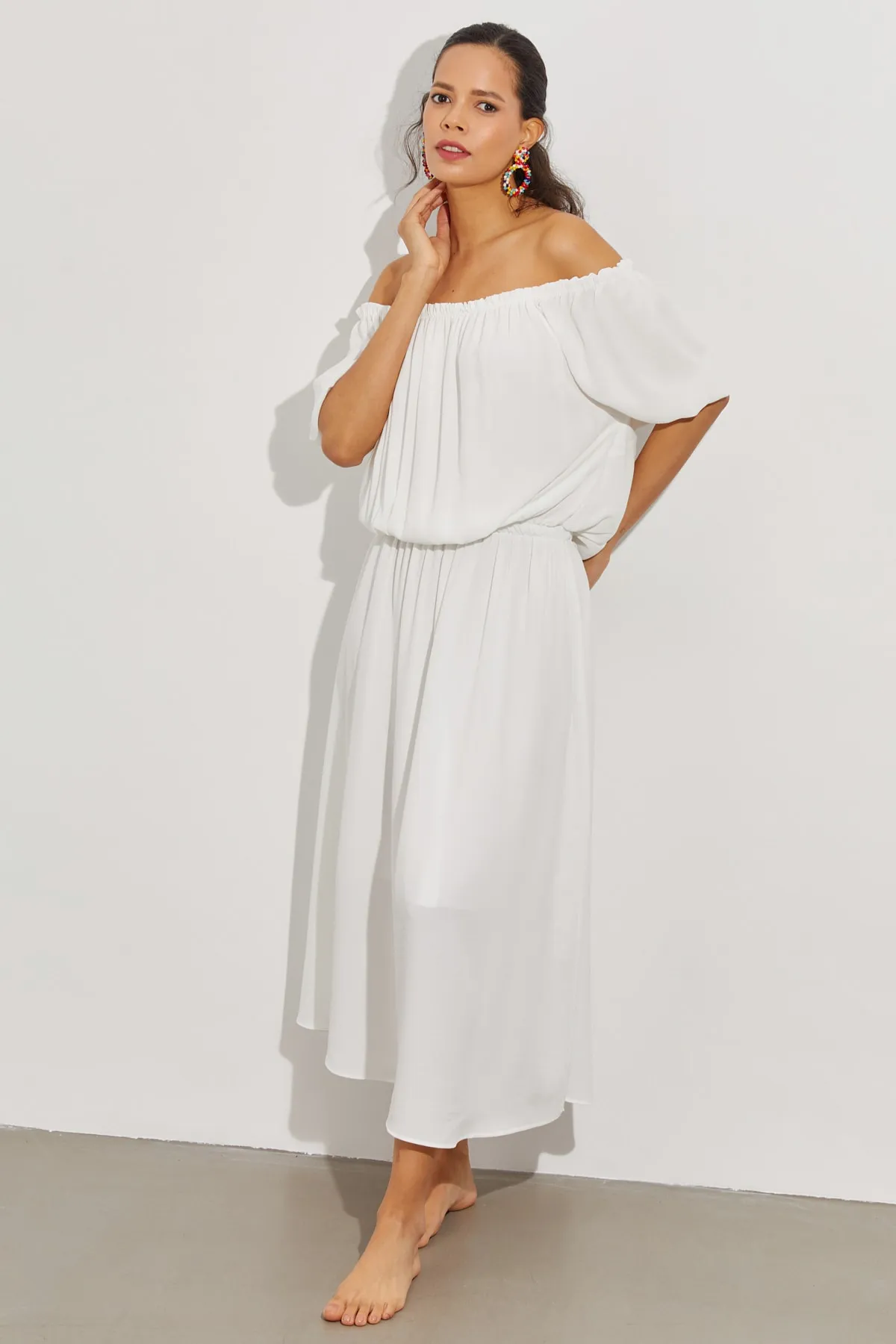 Cool & Sexy  Weißes, gefüttertes Midikleid mit Madonna-Kragen für Damen BK261062