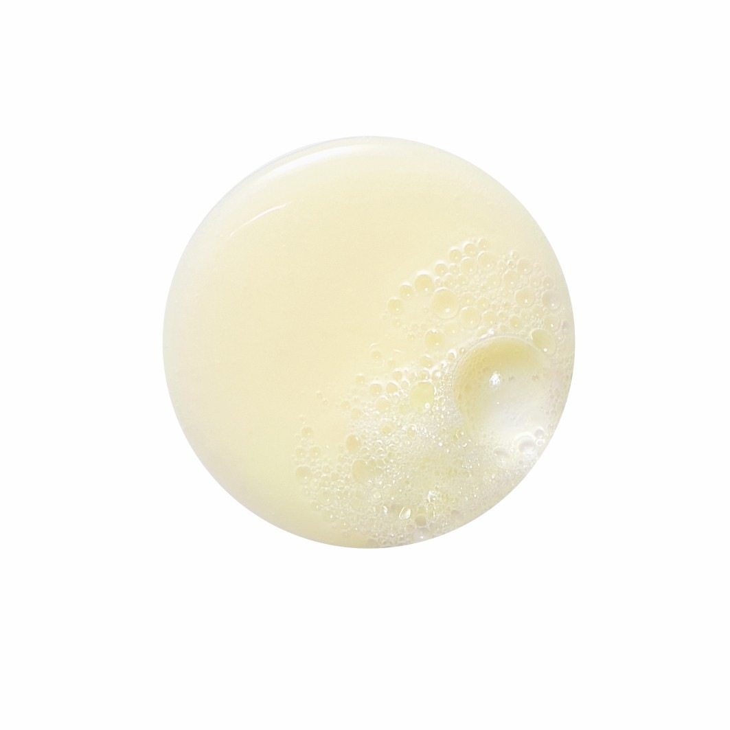 Confidence in a Cleanser Ceramides + Hyaluronic Acid