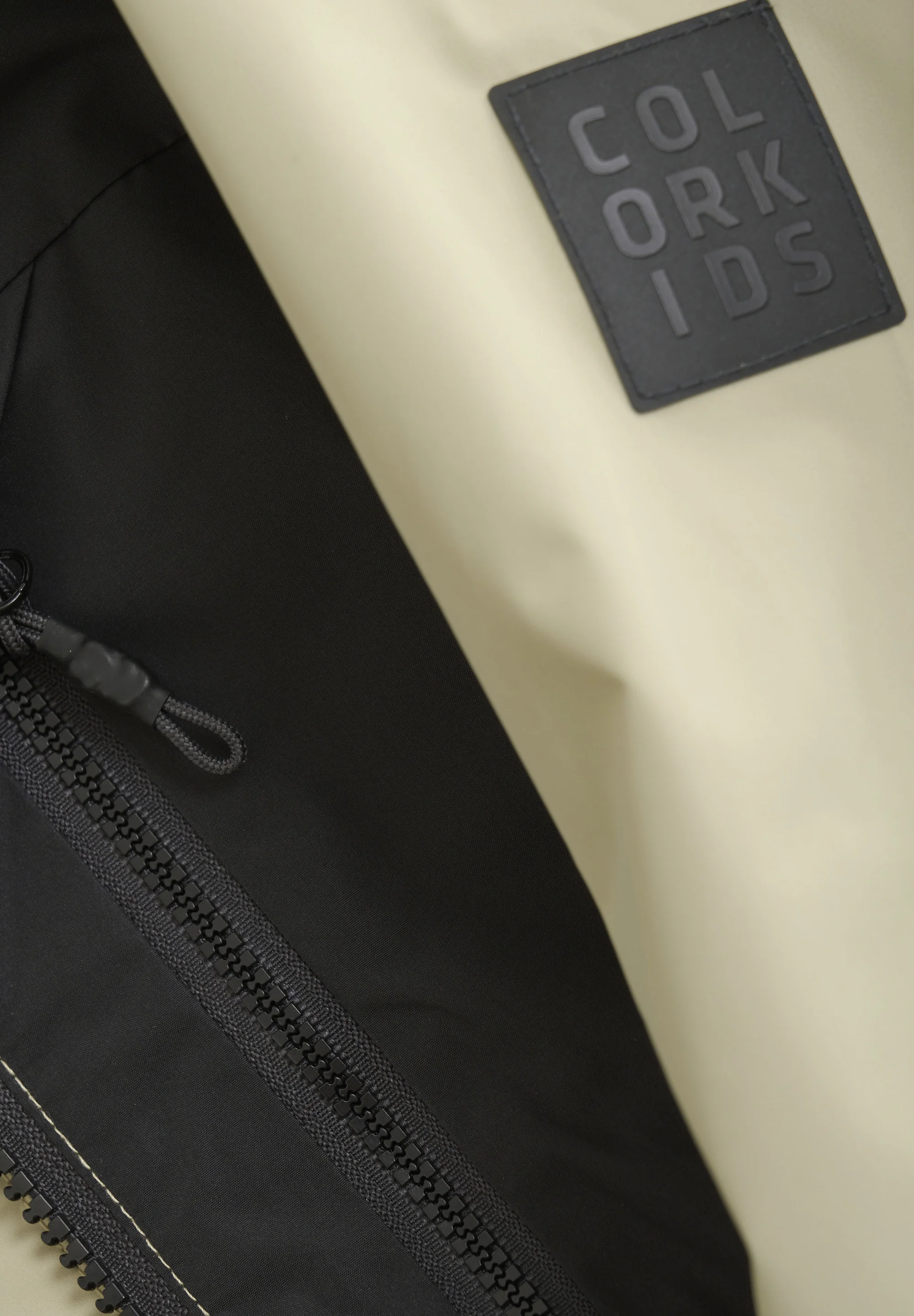 Chaqueta de exterior para niños de color