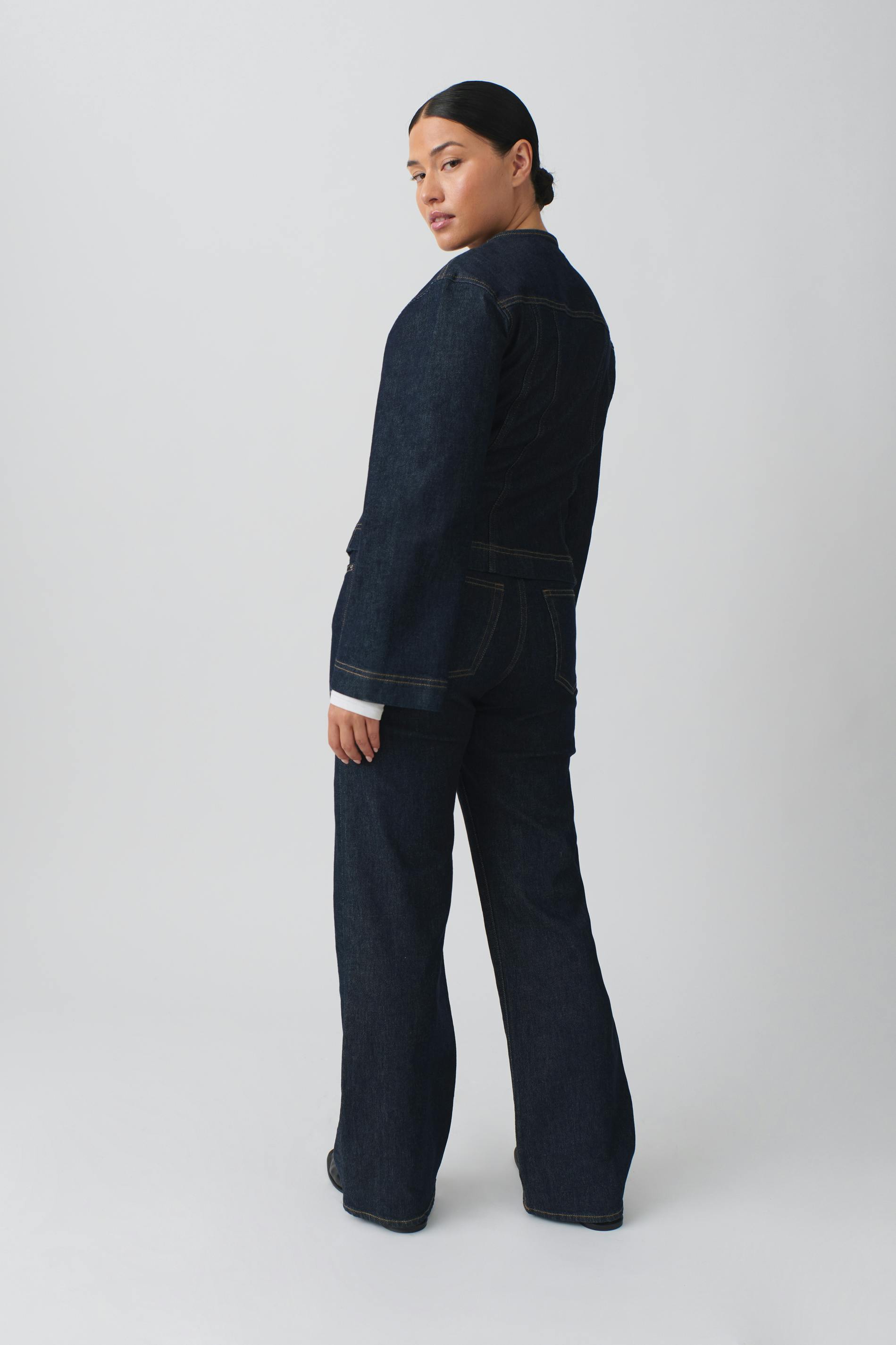 Front seam jeans
