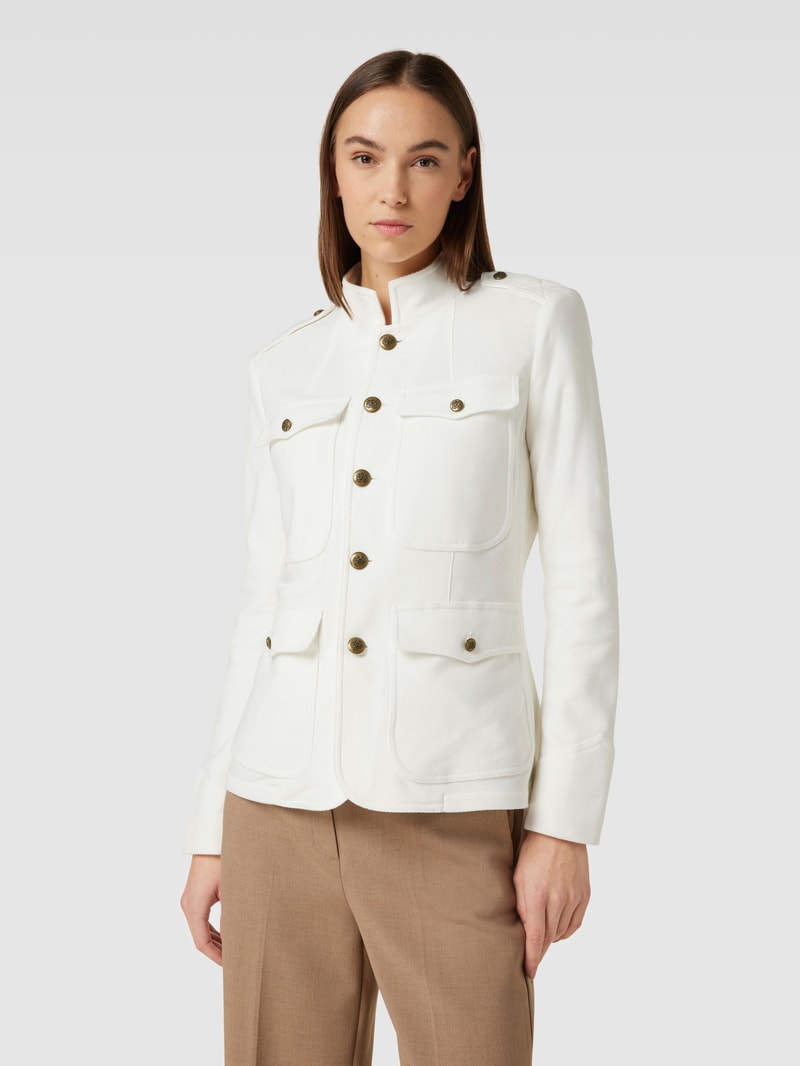 Blazer mit Pattentaschen und Knopfleiste in offwhite