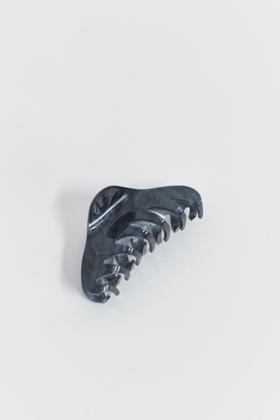 Medium hair clip