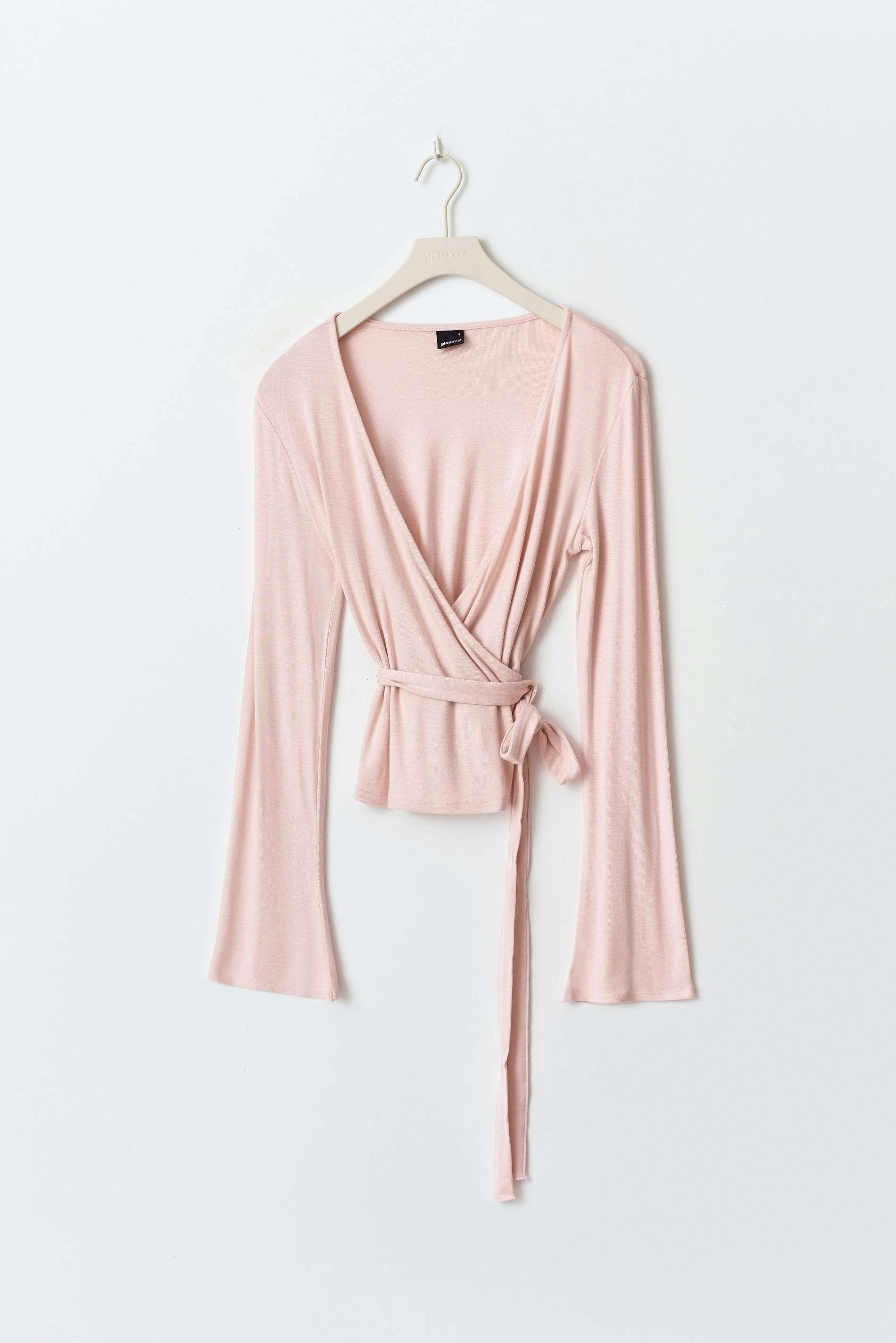 Wrap top