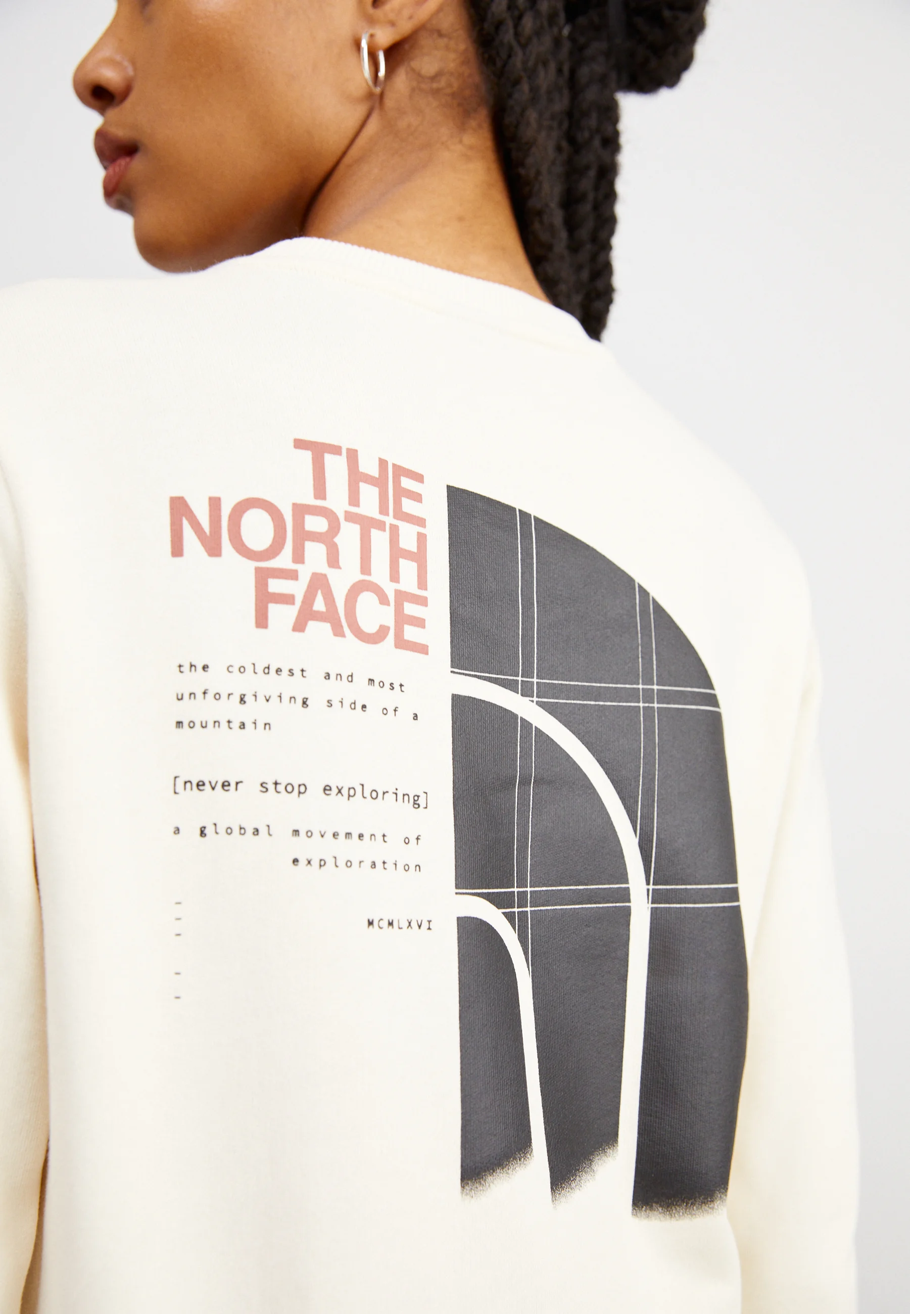 Sudadera con capucha The North Face GRAPHIC CREW