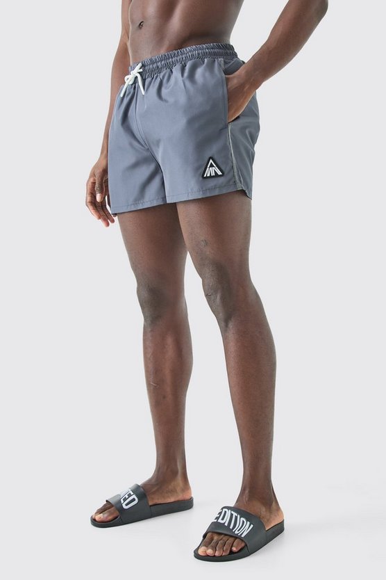 Super Short Man Badehose mit Paspeln