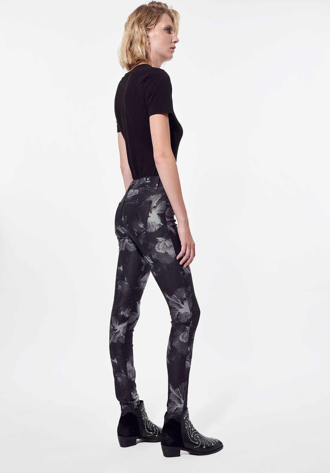SOHER  Jean skinny fleuri Femme