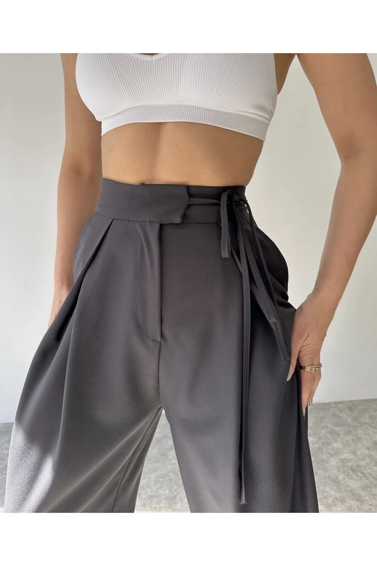 MAİ COLLECTİON  Carmen Palazzo Schwarze Hose