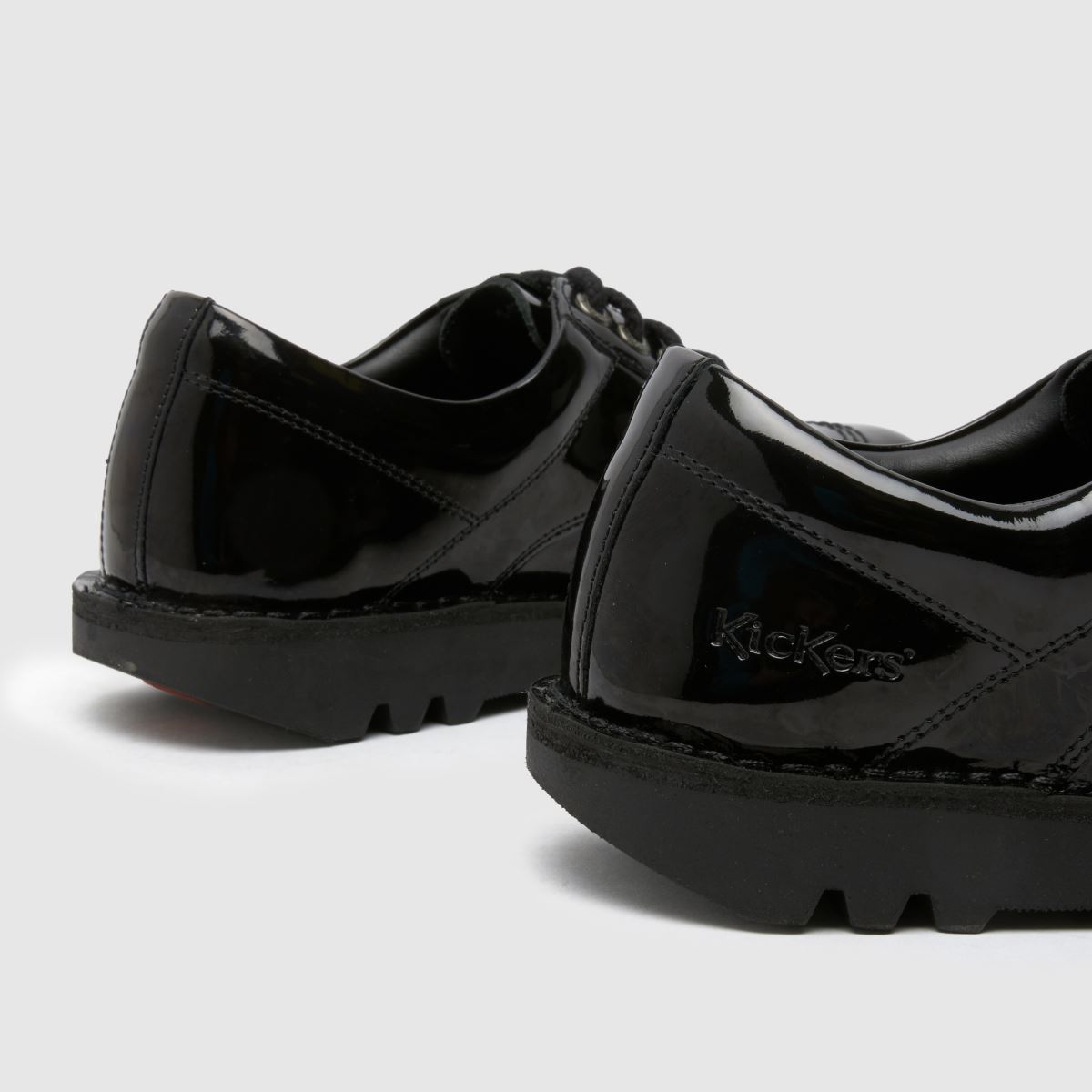 Kickers lo mono lakk lapos cipők fekete színben