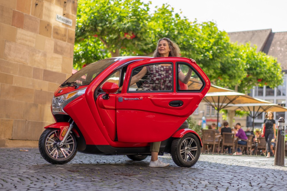Econelo Elektro Kabinenroller Nelo 3.1 45 km/h rot