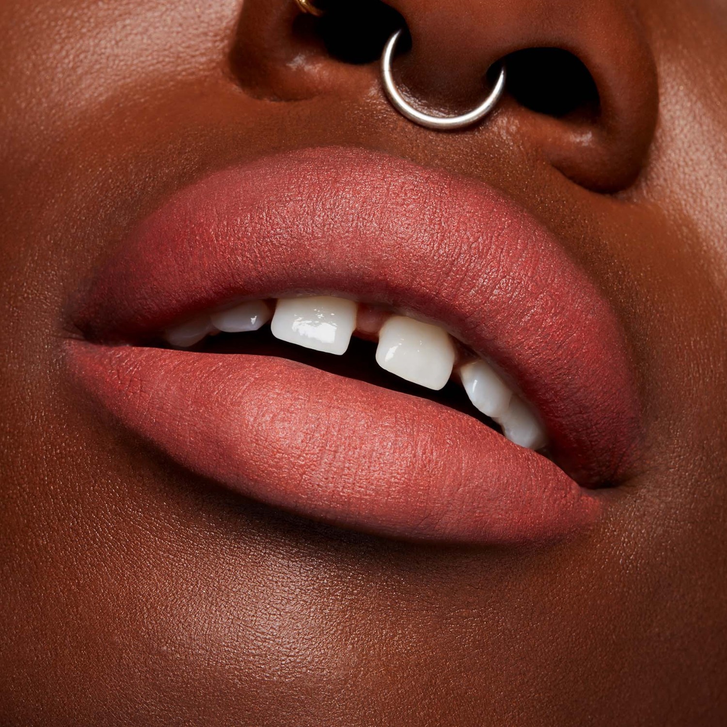 Powder Kiss Liquid Lipcolour