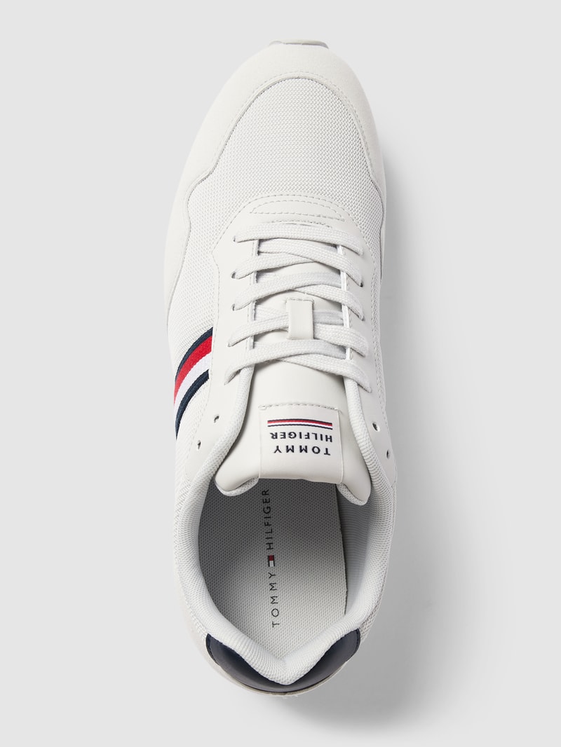 Sneaker mit Label-Detail Modell 'CORE' in weiß