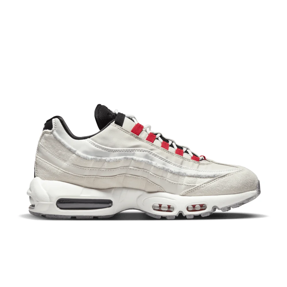 Nike Air Max 95 SE DQ0268-002 / weiss