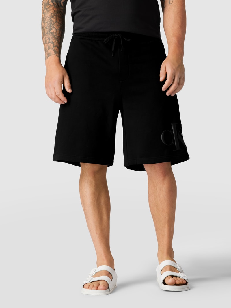 PLUS SIZE Sweatshorts mit Label-Print Modell 'PLUS DYNAMIC' in schwarz