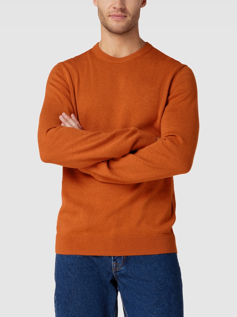 Strickpullover mit Rundhalsausschnitt in dunkel orange meliert