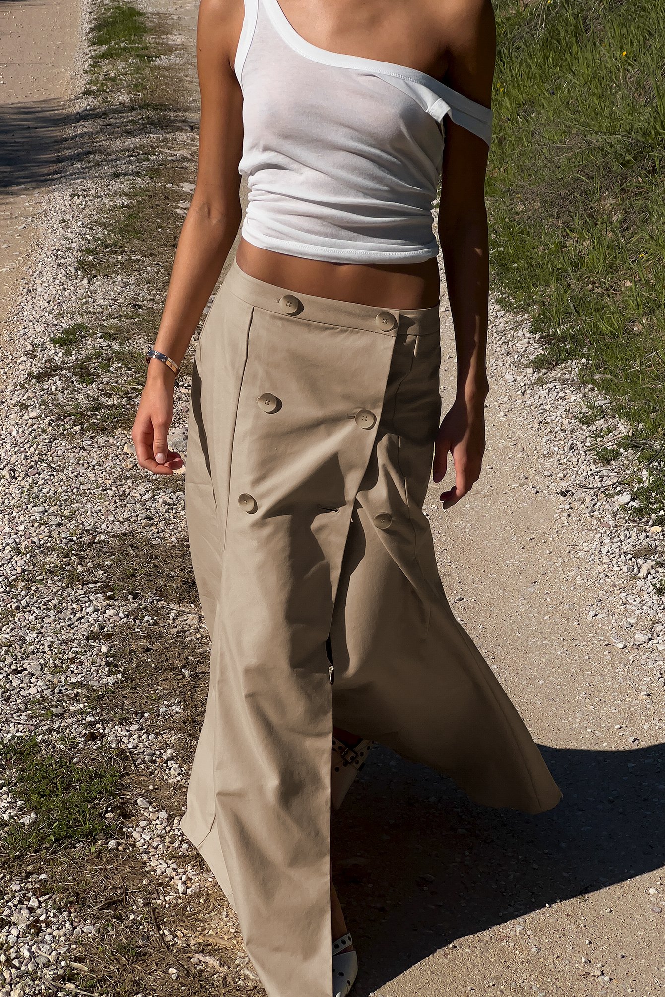 Maxirock aus Gebardine mit Knöpfen