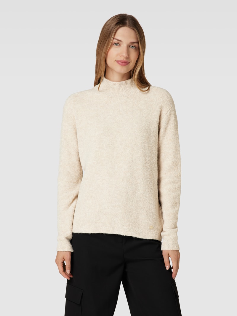 Strickpullover mit Stehkragen in ecru