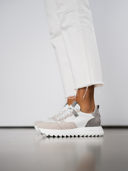 Sneaker-16637930036 Kennel & Schmenger