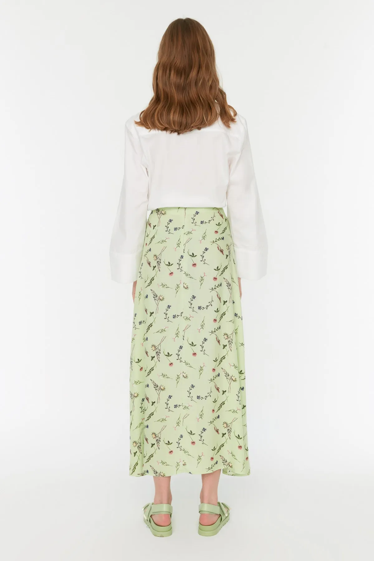 Trendyol Modest  Grüner gewebter Rock mit Blumenmuster und hoher Taille TCTSS22EE0006
