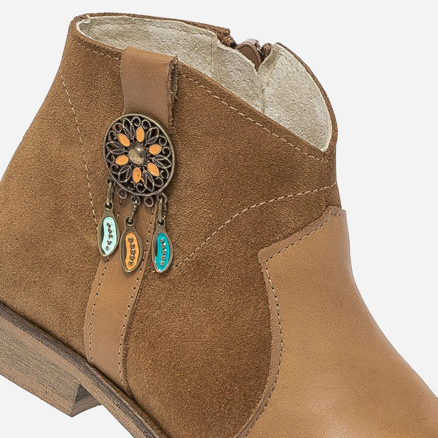 Boots camel bi matière décor attrape-rêve